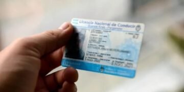 Impulsan una nueva licencia de conducir sin vencimiento, con renovación automática y online