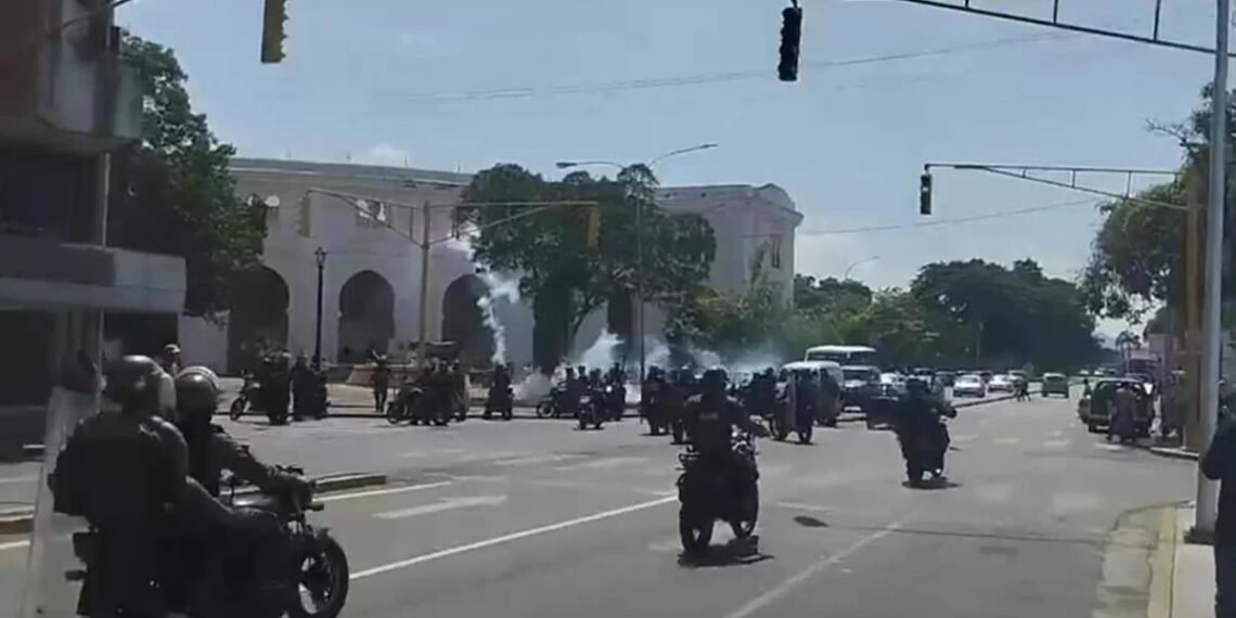Marcha en Venezuela: las fuerzas de seguridad de Maduro reprimieron a manifestantes en Maracay