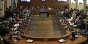 Milei apuntó a Lula, Petro y López Obrador por el fracaso de una resolución conjunta de la OEA contra Maduro: «Esos imbéciles son cómplices»
