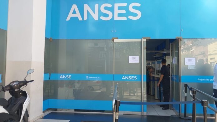 ANSES ajustará el subsidio de Ayuda Escolar Anual