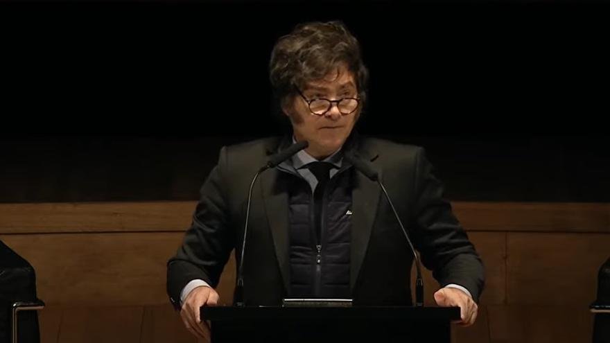 En medio de la intriga por el atentado a la Rural, Milei reunió a su gabinete “grande” aunque con llamativas ausencias