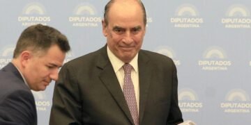 En su primer informe ante el Congreso, Francos defendió el veto de Milei y aseguró que las jubilaciones «se incrementaron»