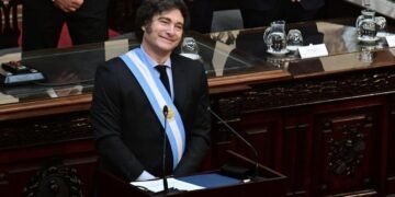 Presupuesto: el primer reto para el oficialismo es juntar la mayoría de firmas de la comisión, donde el 44% va por el rechazo
