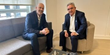 Raúl Jalil se reunió con el ministro Federico Sturzenegger