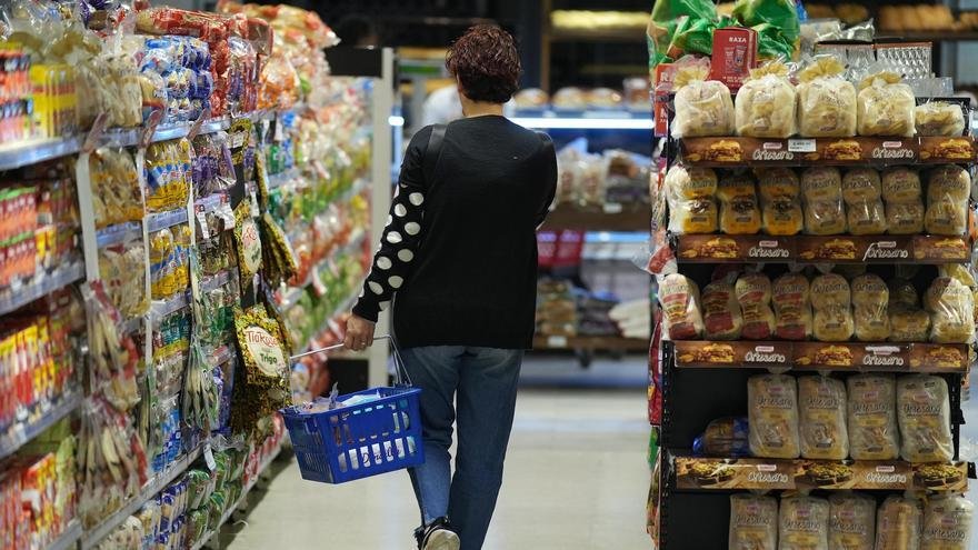 La inflación baja al 3,5%, la menor en casi tres años, con alquileres y tarifas subiendo sin freno