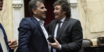 Milei blindó el veto como herramienta de gestión y confía que puede bloquear hasta un juicio político