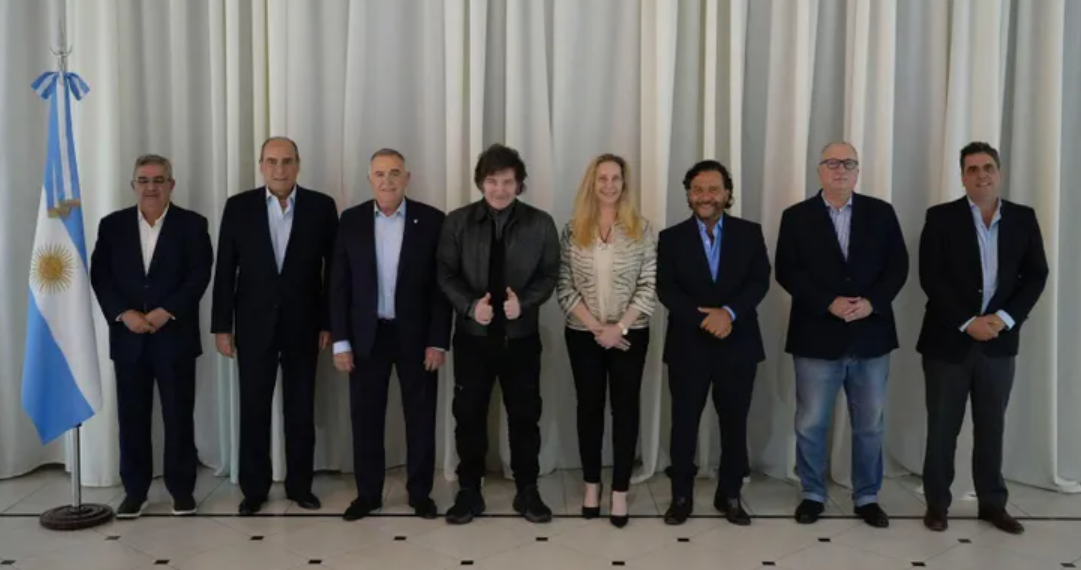 Raúl Jalil y Gustavo Sáenz negocian con Nación para que el Belgrano Cargas quede en manos provinciales