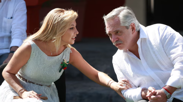 Se conocieron nuevos chats entre Fabiola Yañez y Alberto Fernández