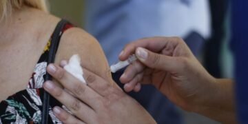 Vacunación contra el Dengue en Valle Viejo y Fray Mamerto Esquiú