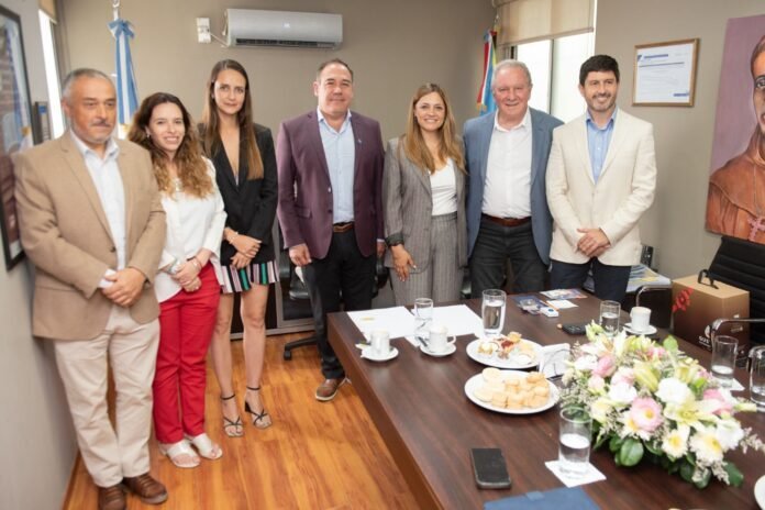 Catamarca y La Rioja intercambian experiencias en desarrollo minero