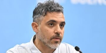Combustibles, prepagas y alquileres: algunos de los aumentos que llegan en diciembre