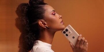 Comprá Oficial: Conocé los beneficios de comprar en canales oficiales a través de esta nueva campaña de Motorola