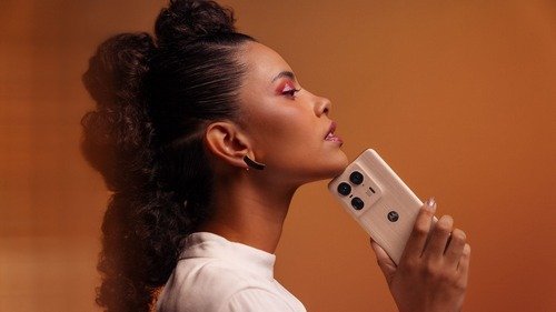 Comprá Oficial: Conocé los beneficios de comprar en canales oficiales a través de esta nueva campaña de Motorola