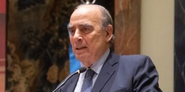 Los senadores del PJ le avisan a Milei que no aceptarán que nombre jueces de la Corte por decreto, aunque ya apoyan a Lijo con sus firmas