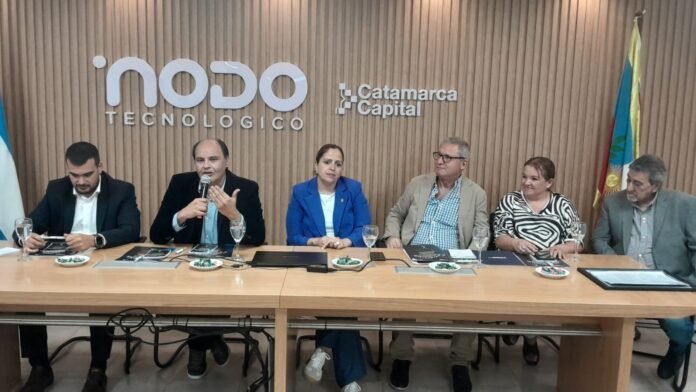 Se realizó el primer Congreso de Periodismo Parlamentario en Catamarca