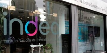 Una familia tipo necesitó más de $986.586 en octubre para no ser pobre