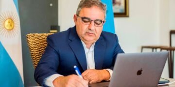 Administración Pública: disponen asueto para los días 20, 24 y 31 de diciembre