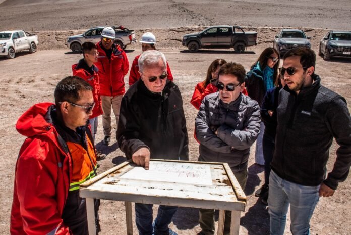 El vicegobernador Dusso recorrió el proyecto de litio Tres Quebradas junto al gobernador de Atacama