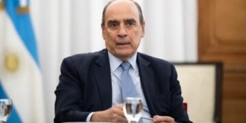 Francos ratificó que la expulsión de Kueider sigue en pie
