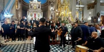 Homenaje de las Familias a la Madre del Valle