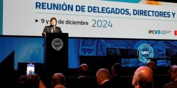 Milei prometió bajar las retenciones en 2025 si mantiene la solidez fiscal