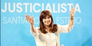 Sin tregua: el desdoblamiento electoral en Buenos Aires aumenta las tensiones entre CFK y Kicillof