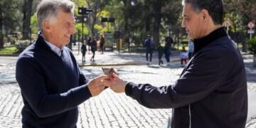 El gato frente al león: hasta qué punto Macri le amagó a Milei un acuerdo y los reparos del primo Jorge
