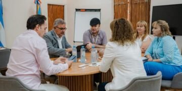 El gobierno y gremios docentes definen prioridades para 2025