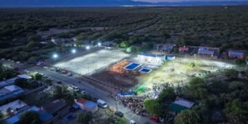 Inauguran complejo social y deportivo en Las Tejas