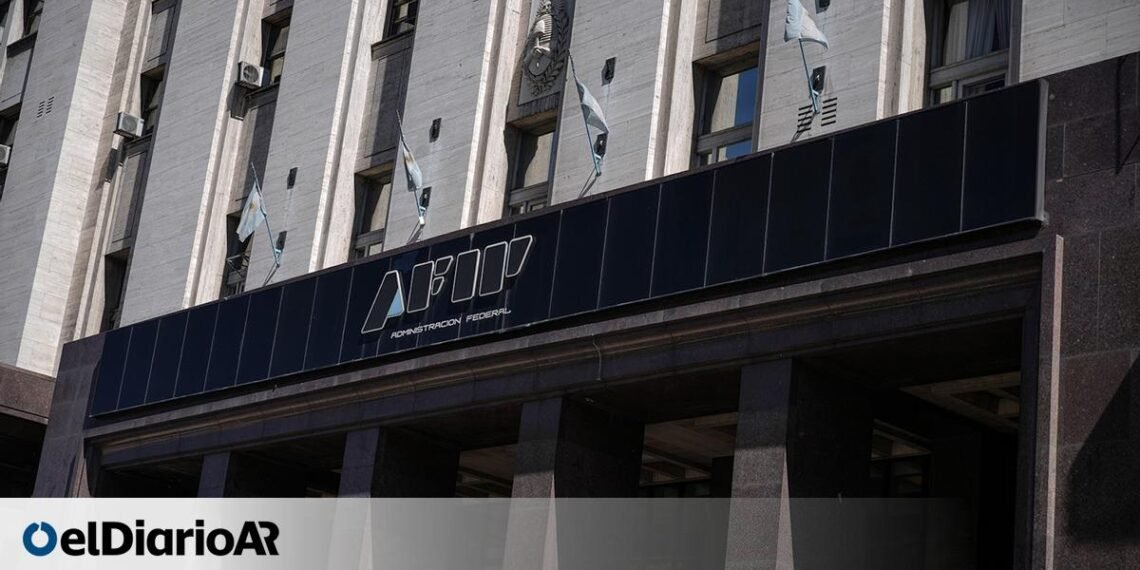 Recortes en ARCA: reducirán el sueldo de los directivos en un 80%