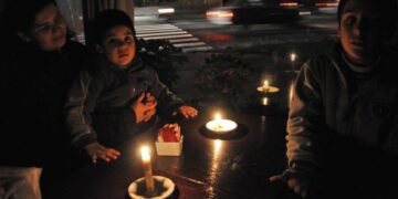 Varios barrios de la ciudad de Buenos Aires están sin luz y mañana sube la temperatura