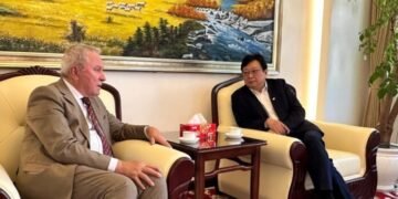 El vicegobernador Dusso fue recibido por el vicepresidente de la empresa Power China