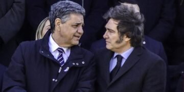 En tiempo de descuento electoral, Cristina y Macri diseñan estrategias para salvar sus liderazgos en riesgo