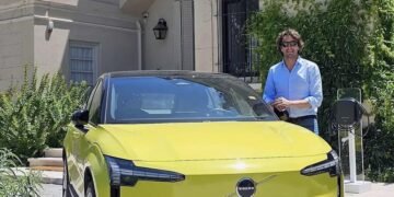 La industria automotriz invierte en la Argentina un dólar por cada 12 que coloca en Brasil y hay dudas por su futuro