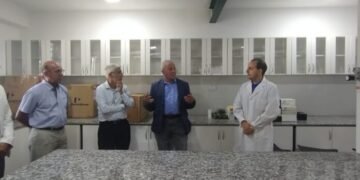 La UNCA refuerza su capacidad científica con un moderno laboratorio de control químico