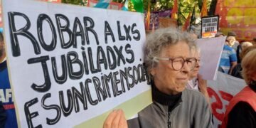La protesta pacífica que sorprendió a todos y que el Gobierno solo controló de lejos