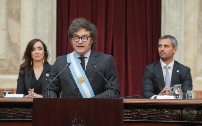 Milei advierte que Argentina podría salir del Mercosur para negociar un acuerdo con EE.UU