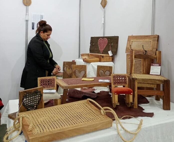 Artesanos catamarqueños participan en la Feria Internacional de las Artesanías de Córdoba