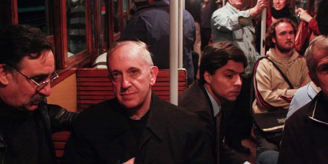 Del papa al pasajero del subte porteño, vía crucis de la política argentina