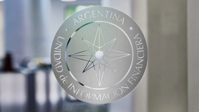 El Gobierno limita el rol de la UIF y la excluye de juicios por corrupción