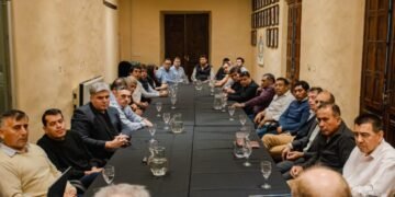 Jalil reunió a intendentes para enfrentar la caída de la coparticipación