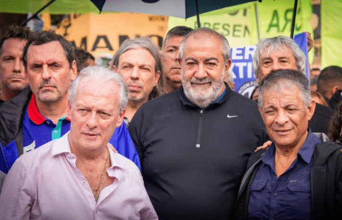 Movimientos sociales marcharán con la CGT el 30 de abril