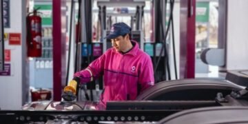 Para el 70% de los argentinos, la atención personalizada sigue siendo fundamental y define la experiencia de consumo