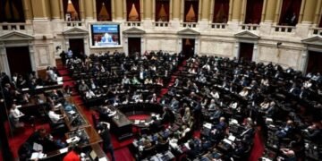 Avanza un acuerdo opositor para impulsar mejoras en las jubilaciones y actualizar el bono previsional