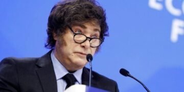 El Gobierno limita el derecho de huelga al declarar “servicio esencial” a 16 actividades