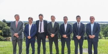 Lanzan hoja de ruta federal para transformar el modelo productivo argentino