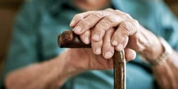 Los jubilados en la mira del ajuste: crecen los haberes, pero no alcanzan a la inflación