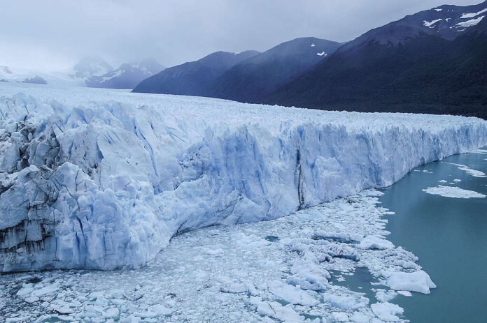 El Gobierno prepara cambios polémicos en la Ley de Glaciares para flexibilizar la explotación en zonas protegidas