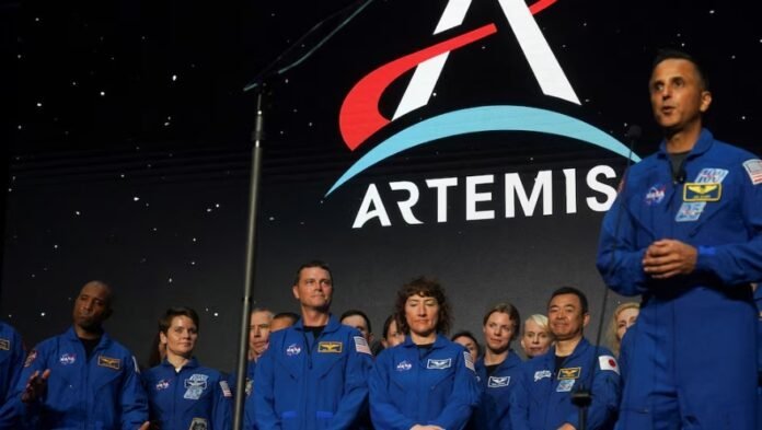 Estudiantes argentinos desarrollan microsatélite que formará parte de la histórica misión Artemis II a la Luna