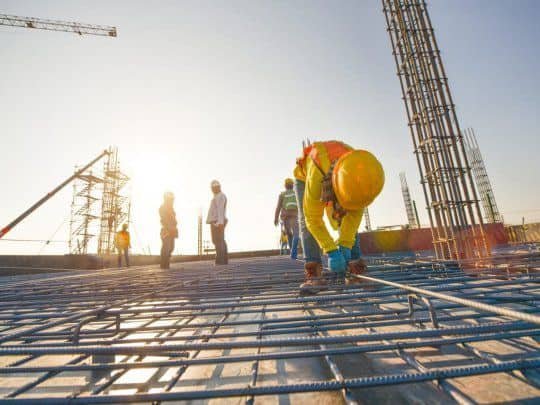 La industria y la construcción registraron subas en abril, según el INDEC